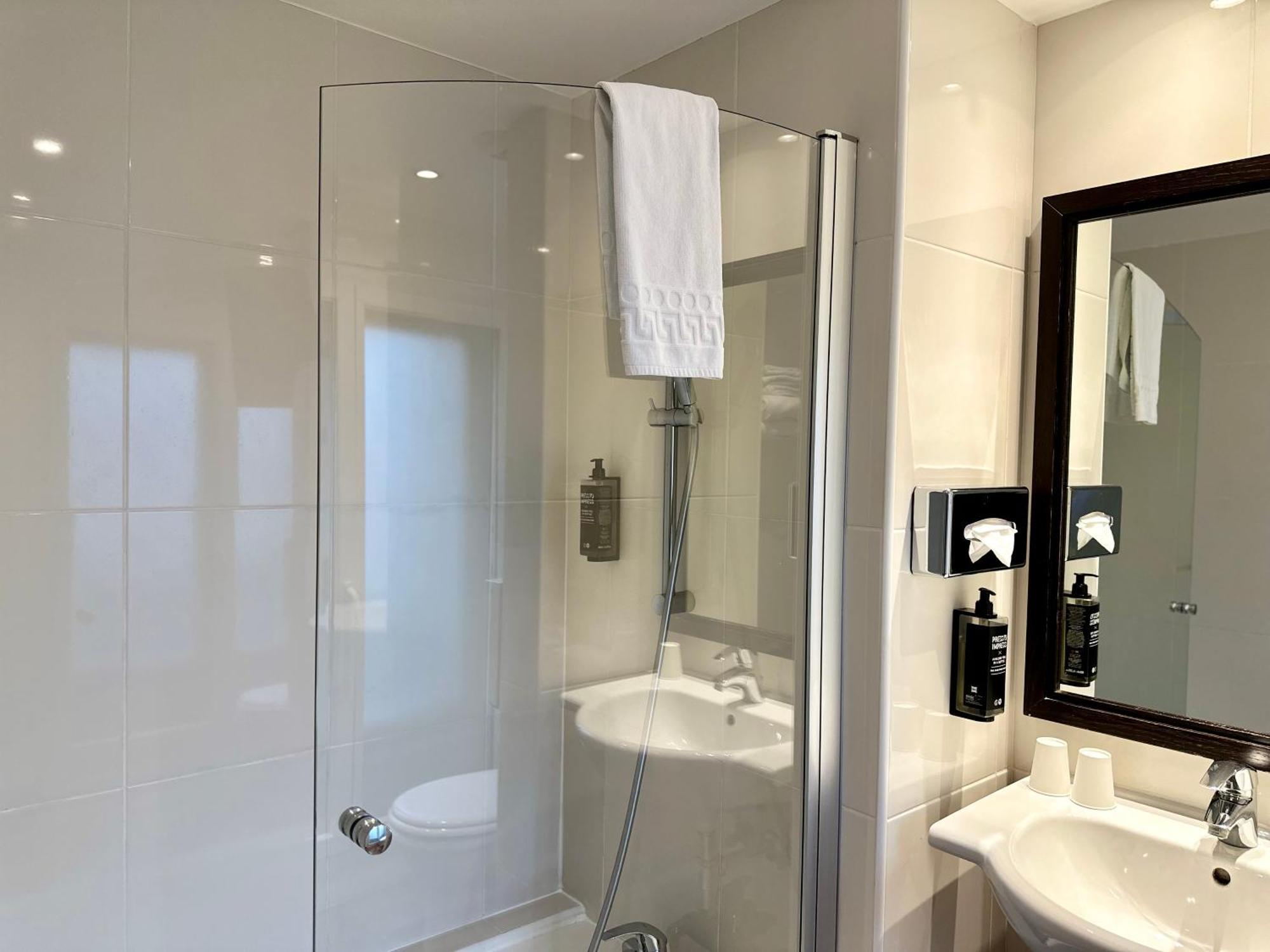 Ibis Styles Metz Centre Gare Hotel Bagian luar foto