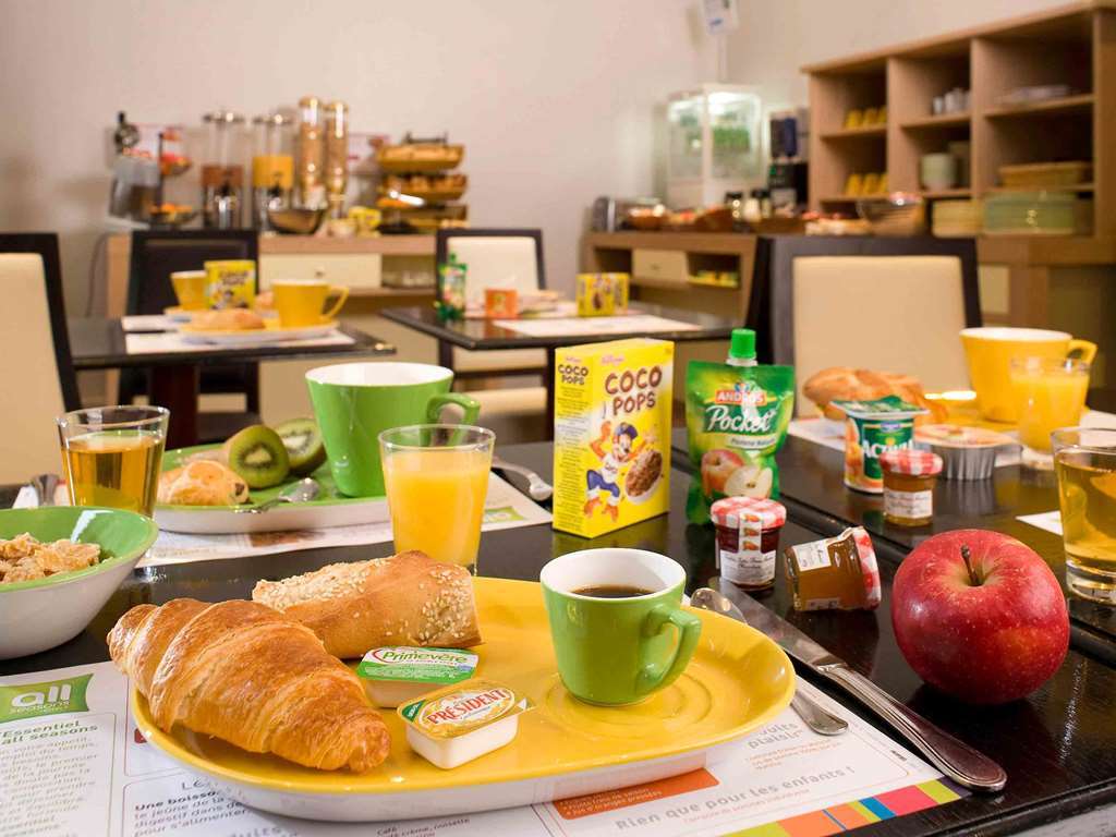 Ibis Styles Metz Centre Gare Hotel Restoran foto