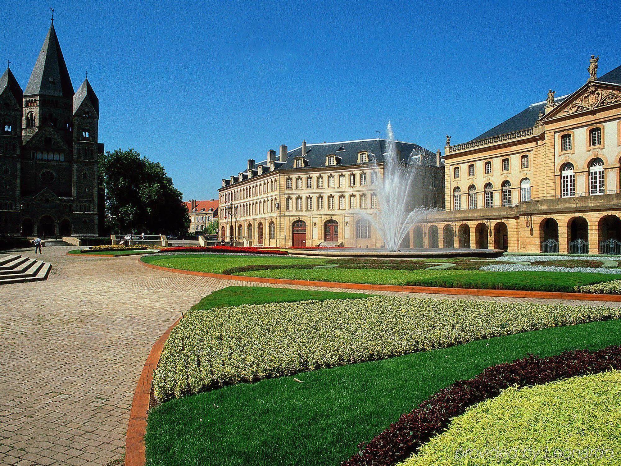 Ibis Styles Metz Centre Gare Hotel Bagian luar foto